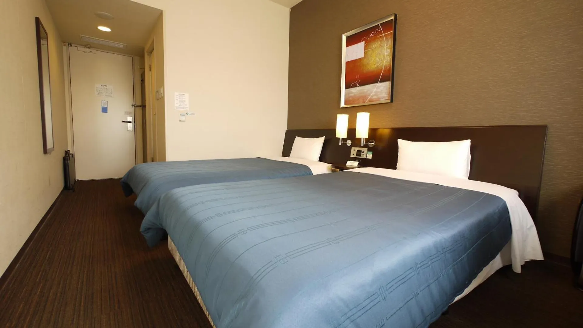 Hotel Route-Inn Higashimuroran Ekimae 3*, Muroran Japan